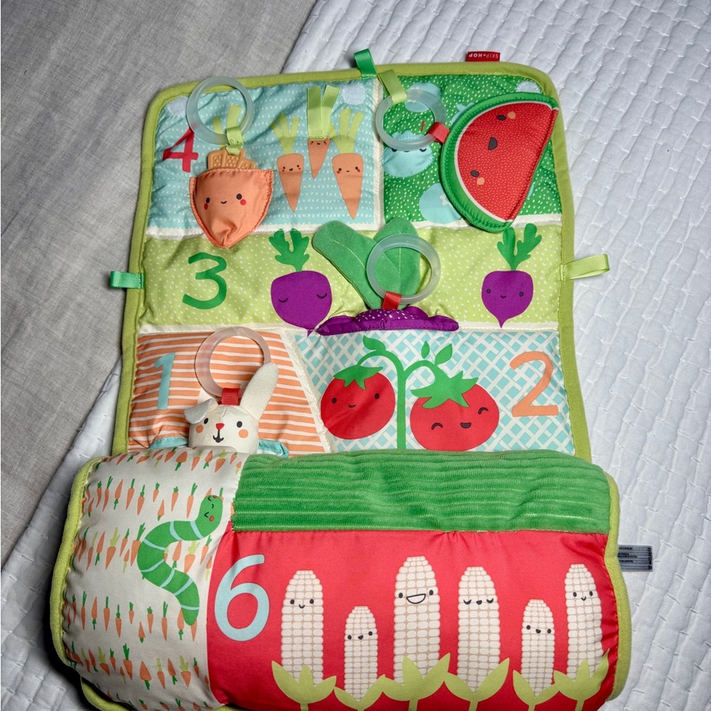 Skip Hop Farmstand Tummy Time Mat